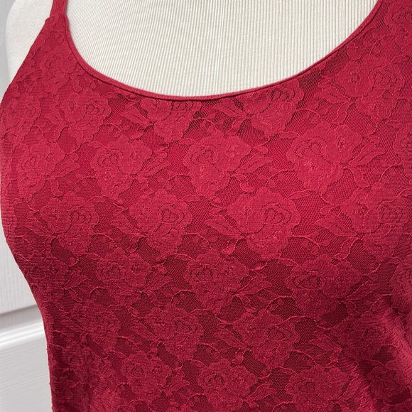 One Step Up Plus Red Lace Cami Tank Top 1X - Picture 3 of 11